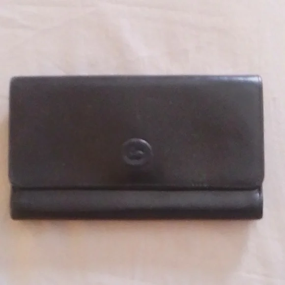 Dooney &Bourke Black Wallet with Logo - Picture 1 of 4